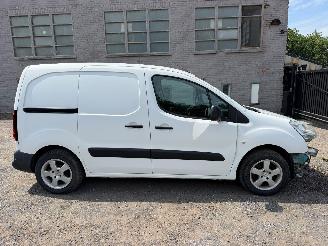 skadebil bedrijf Citroën Berlingo 1.6 HDI 2017/7