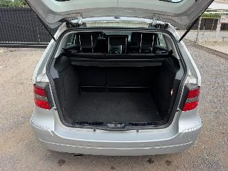 Mercedes B-klasse 1.5 picture 13