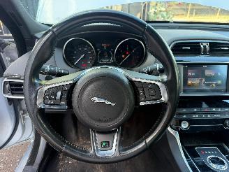 Jaguar XE R-SPORT picture 24