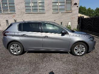 Schadeauto Peugeot 308 II ACTIVE 2018/3