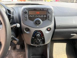 Peugeot 108 ACTIVE picture 31