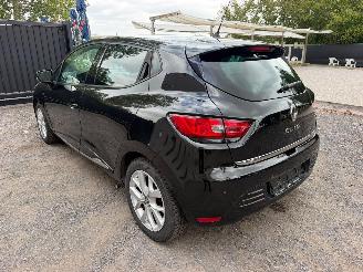 Renault Clio LIMITED picture 12