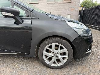 Renault Clio LIMITED picture 3