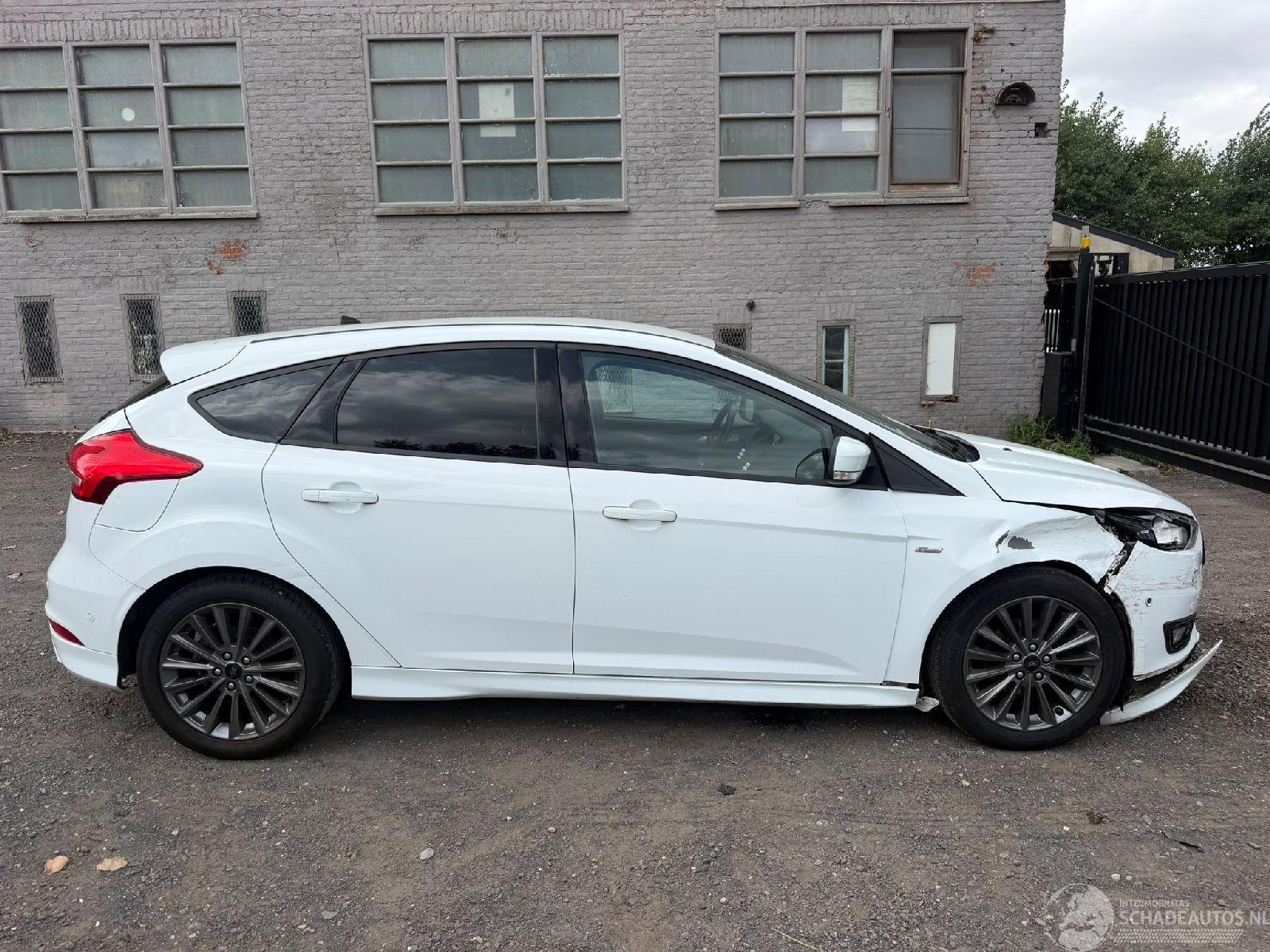 Ford Focus ST-LINE