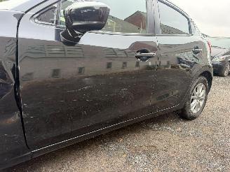 Mazda 2 1.5 D picture 9
