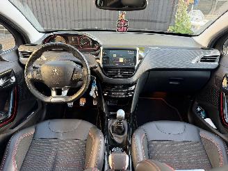 Peugeot 2008 GT LINE picture 25