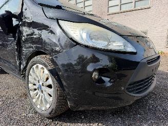 Ford Ka TITANIUM picture 5
