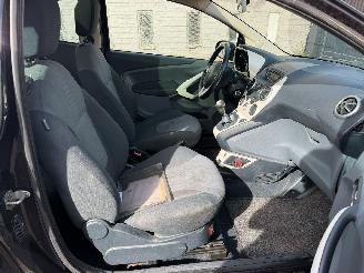 Ford Ka TITANIUM picture 23
