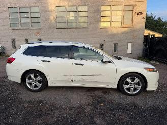skadebil auto Honda Accord EXECUTIVE 2010/3