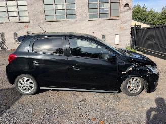 skadebil auto Mitsubishi Space-star STAR 2018/8