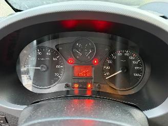 Peugeot Partner PREMIUM picture 29