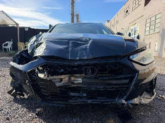 Audi A4 S LINE picture 10