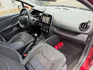 Renault Clio IV GRANDTOUR ZE picture 24