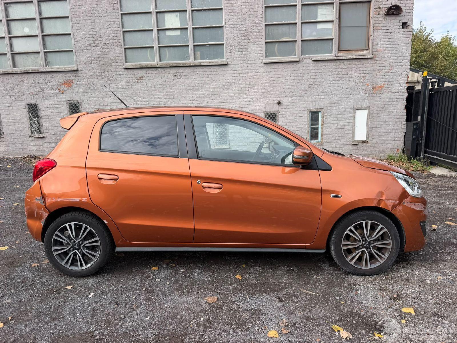 Mitsubishi Space-star STAR COLOR