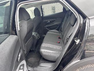 Peugeot 3008 II ACTIVE picture 21