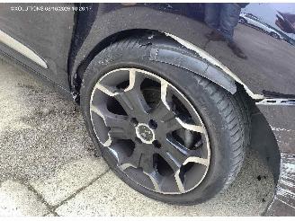 DS Automobiles DS 3 SPORT CHIC picture 3