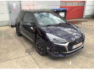 krockskadad bil auto DS Automobiles DS 3 SPORT CHIC 2016/11