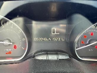 Peugeot 208 1.2 I picture 27