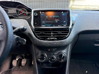 Peugeot 208 1.2 I picture 28