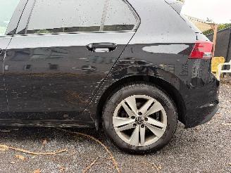 Volkswagen Golf 2.0 TDI picture 12