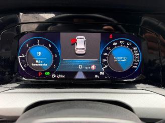 Volkswagen Golf 2.0 TDI picture 27
