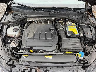 Volkswagen Golf 2.0 TDI picture 5