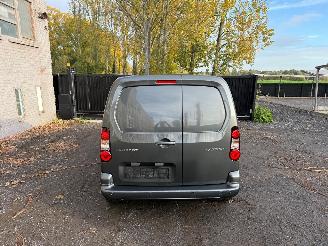Peugeot Partner PREMIUM picture 13