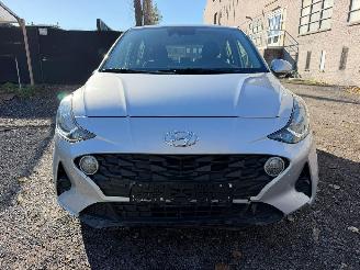 Hyundai I-10 1.0 TREND picture 10