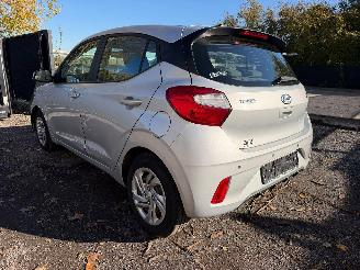 Hyundai I-10 1.0 TREND picture 14