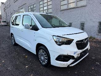 Opel Combo LIFE EDITION picture 2