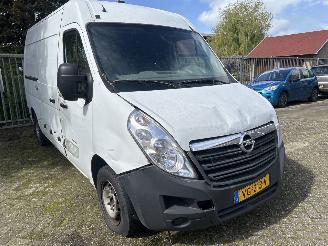 krockskadad bil bedrijf Opel Movano 2.3 CDTI L2H2 2014/1