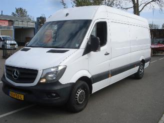 krockskadad bil bedrijf Mercedes Sprinter 416 2,2CDI 432 EURO 6  120KW 2017/2