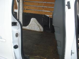 Peugeot Partner 1.6HDI 3 ZITTER AIRCO-NAVIGATIE picture 14