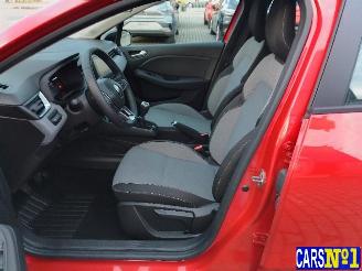 Renault Clio  picture 10