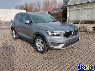 Volvo XC40  picture 3