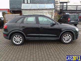 Audi Q3  picture 8