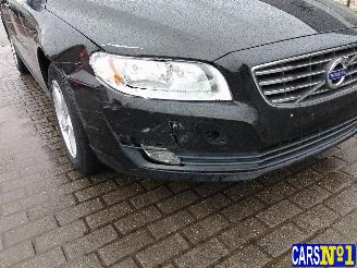 Volvo V-70  picture 10