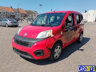 uszkodzony samochody osobowe Fiat Qubo  2017/5