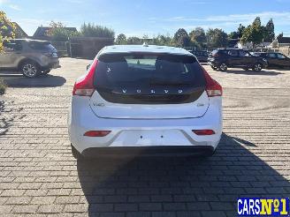 Volvo V-40  picture 5