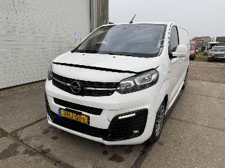 skadebil bedrijf Opel Vivaro 2.0 CDTI L2H1 Innovation Automaat 2020/10