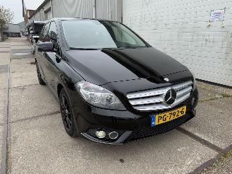  Mercedes B-klasse 220d Ambition Automaat 2013/9