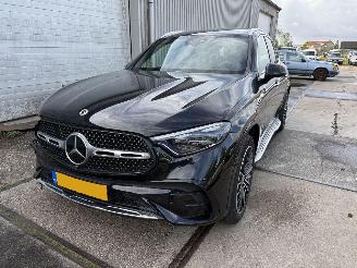 krockskadad bil auto Mercedes GLC 300e 4MATIC AMG Line 2023/7