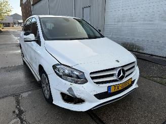 Coche accidentado Mercedes B-klasse 220d Ambition Automaat 2018/11
