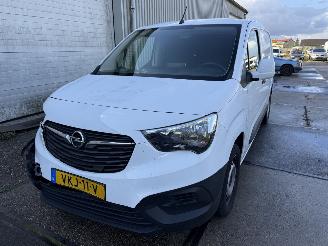 krockskadad bil bedrijf Opel Combo 1.5D L2H1 Edition 100PK Navi 2021/5