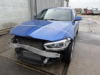 Coche accidentado BMW 1-serie 118i Edition M-Sport High Executive 2017/1