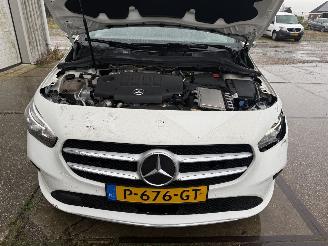 Mercedes B-klasse 200d Automaat picture 11