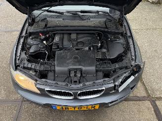 BMW 1-serie 120i Executive Automaat picture 12