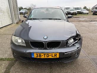 BMW 1-serie 120i Executive Automaat picture 10