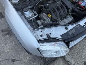 Dacia Duster 1.6 Lauréate 2wd picture 14