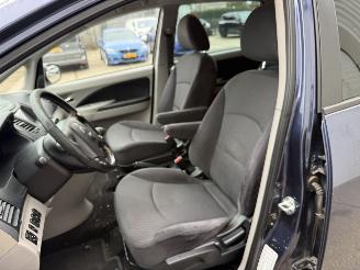 Mitsubishi Grandis 2.4-16V InSport 7-Persoons picture 16